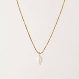 Lover's Tempo Oceane Pearl Necklace: Waterproof Gold