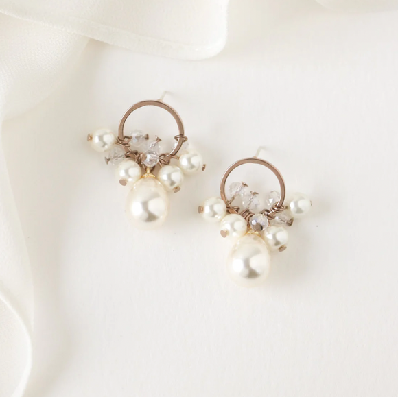 Lover's Tempo Contessa Pearl Earrings: Pearl
