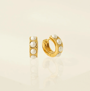 Lover's Tempo Pearl Chunky Huggie Earrings: 14K Gold Vermell